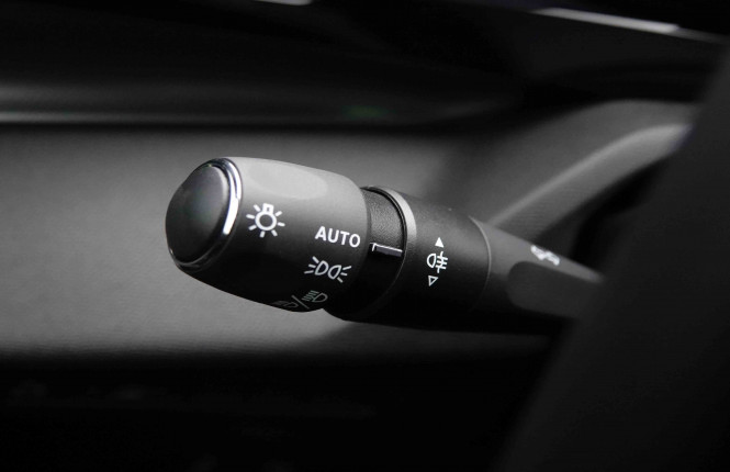 PEUGEOT_PEUGEOT_408_2652269_17.jpg PEUGEOT_PEUGEOT_408_2652269_17.jpg