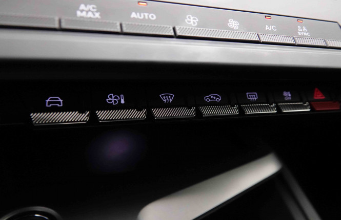 PEUGEOT_PEUGEOT_408_2652646_14.jpg PEUGEOT_PEUGEOT_408_2652646_14.jpg