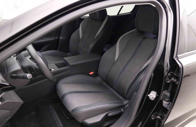 PEUGEOT_PEUGEOT_408_2652646_6.jpg PEUGEOT_PEUGEOT_408_2652646_6.jpg