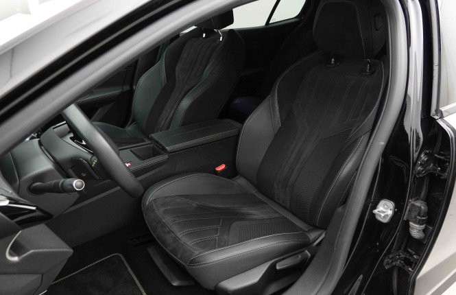 PEUGEOT_PEUGEOT_408_2653392_7.jpg