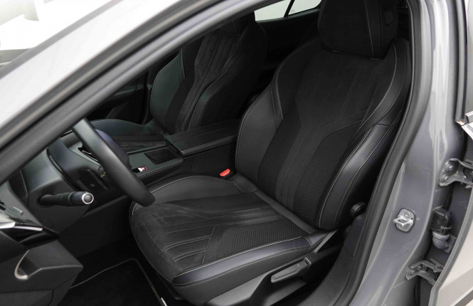 PEUGEOT_PEUGEOT_408_2653882_5.jpg