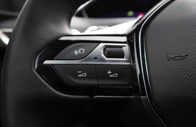 PEUGEOT_PEUGEOT_5008_2548169_21.jpg