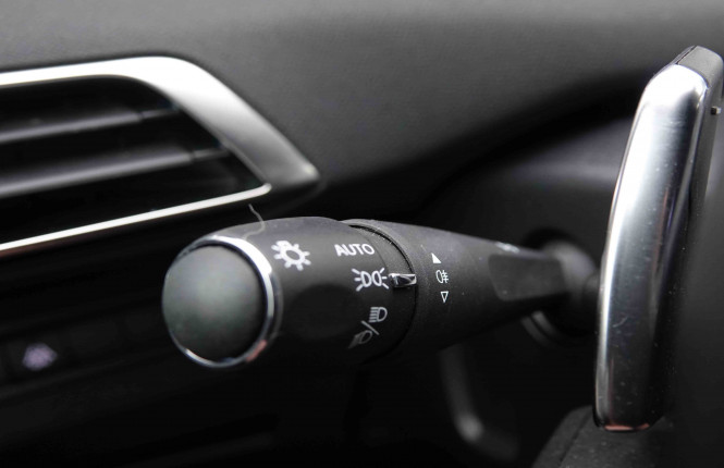PEUGEOT_PEUGEOT_5008_2548175_18.jpg