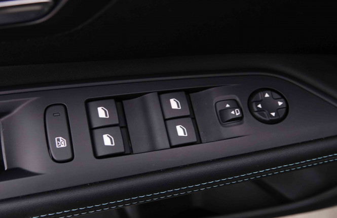 PEUGEOT_PEUGEOT_5008_2548177_21.jpg