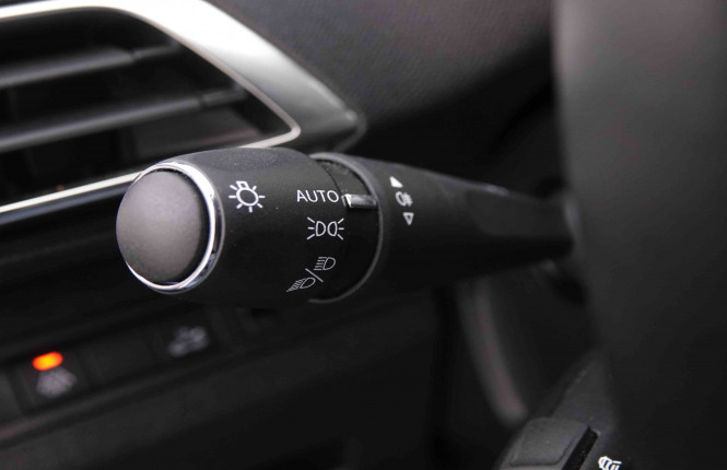 PEUGEOT_PEUGEOT_5008_2548181_17.jpg