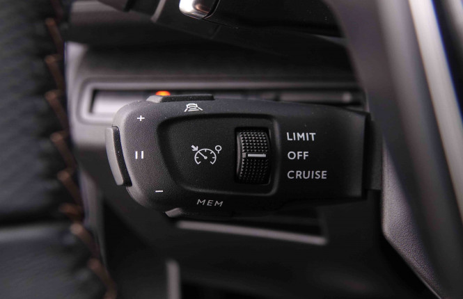 PEUGEOT_PEUGEOT_5008_2548231_19.jpg