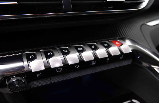 PEUGEOT_PEUGEOT_5008_2548293_15.jpg