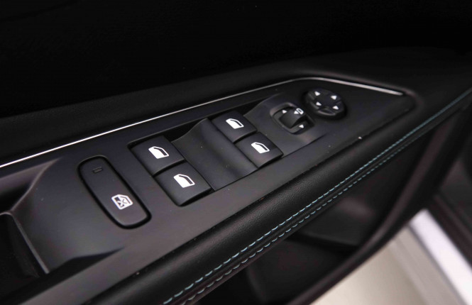 PEUGEOT_PEUGEOT_5008_2548301_21.jpg