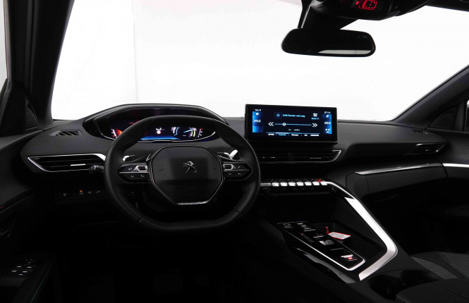 PEUGEOT_PEUGEOT_5008_2548605_9.jpg