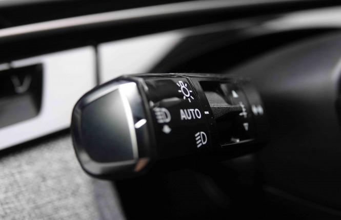 PEUGEOT_PEUGEOT_5008_2550039_16.jpg