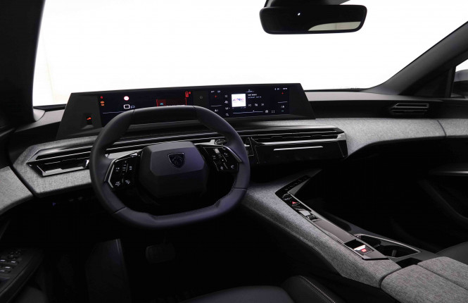 PEUGEOT_PEUGEOT_5008_2550039_7.jpg