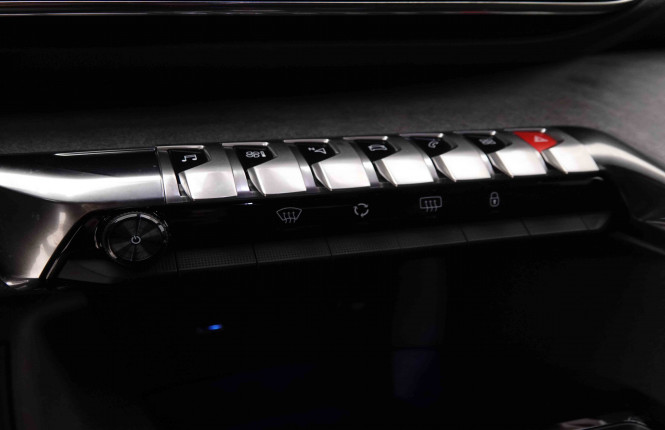 PEUGEOT_PEUGEOT_5008_2550697_15.jpg