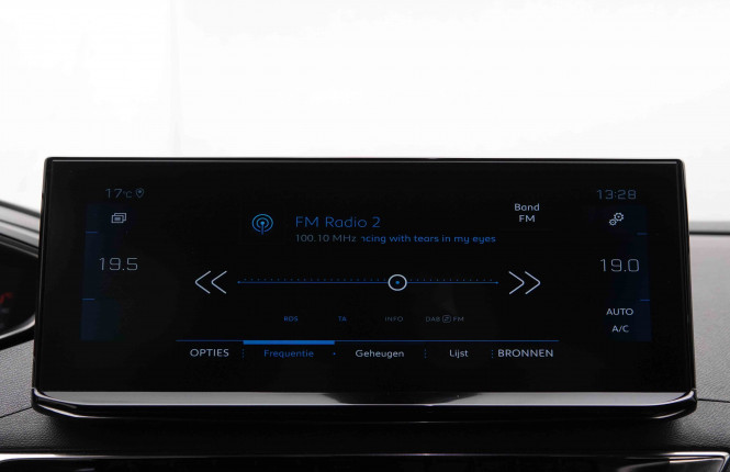 PEUGEOT_PEUGEOT_5008_2550801_11.jpg PEUGEOT_PEUGEOT_5008_2550801_11.jpg