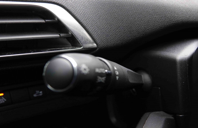 PEUGEOT_PEUGEOT_5008_2550801_17.jpg PEUGEOT_PEUGEOT_5008_2550801_17.jpg