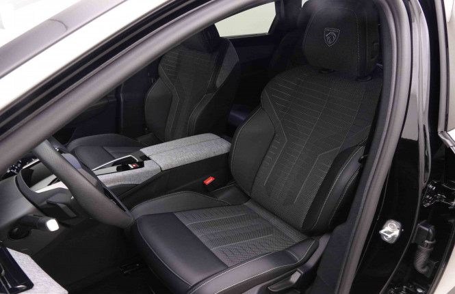 PEUGEOT_PEUGEOT_5008_2551307_7.jpg