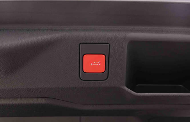 PEUGEOT_PEUGEOT_5008_2551308_6.jpg PEUGEOT_PEUGEOT_5008_2551308_6.jpg