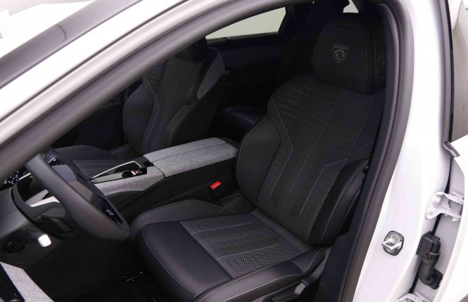 PEUGEOT_PEUGEOT_5008_2551309_7.jpg PEUGEOT_PEUGEOT_5008_2551309_7.jpg