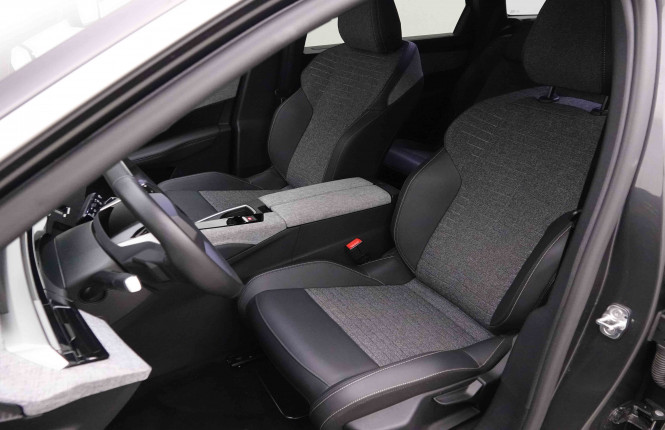 PEUGEOT_PEUGEOT_5008_2652145_6.jpg