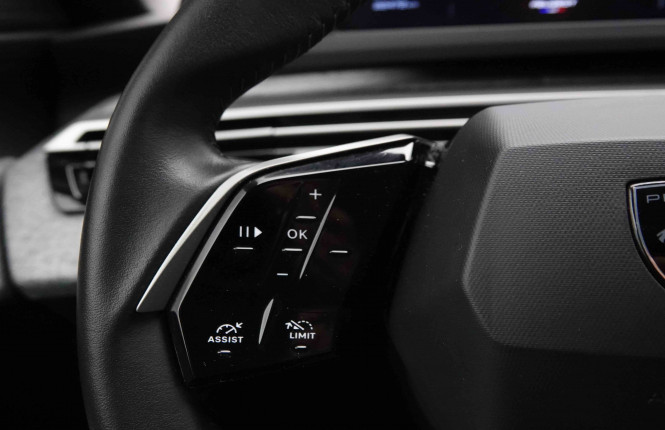 PEUGEOT_PEUGEOT_5008_2652149_17.jpg PEUGEOT_PEUGEOT_5008_2652149_17.jpg