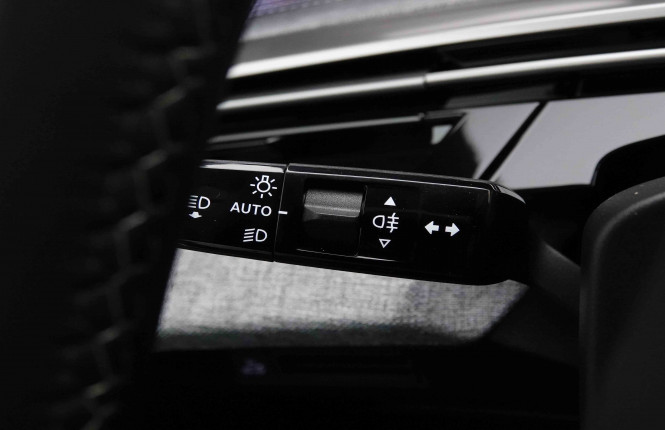 PEUGEOT_PEUGEOT_5008_2652322_19.jpg PEUGEOT_PEUGEOT_5008_2652322_19.jpg