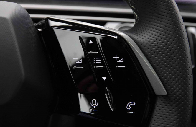 PEUGEOT_PEUGEOT_5008_2652322_22.jpg PEUGEOT_PEUGEOT_5008_2652322_22.jpg