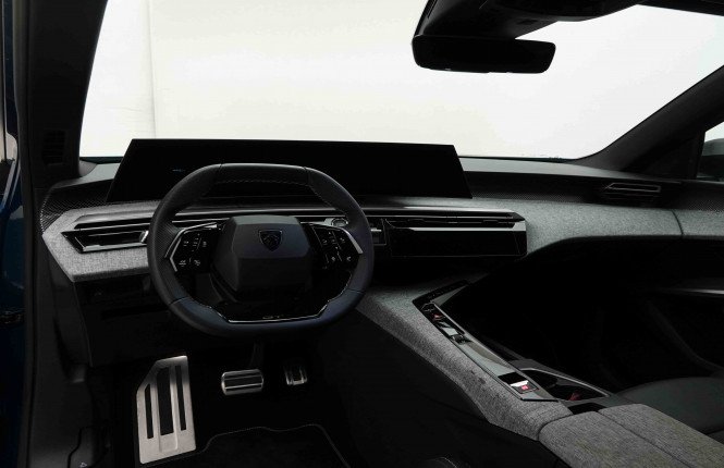 PEUGEOT_PEUGEOT_5008_2652682_8.jpg