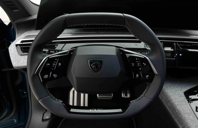 PEUGEOT_PEUGEOT_5008_2652682_9.jpg