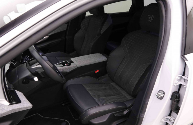 PEUGEOT_PEUGEOT_5008_2652683_7.jpg PEUGEOT_PEUGEOT_5008_2652683_7.jpg