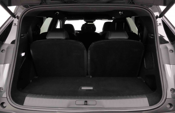 PEUGEOT_PEUGEOT_5008_2652684_5.jpg