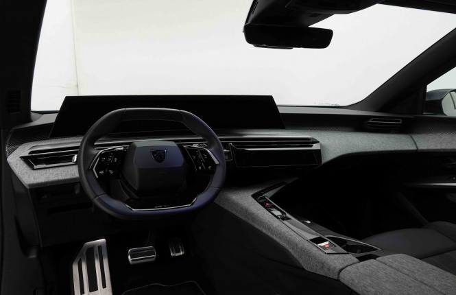 PEUGEOT_PEUGEOT_5008_2652685_8.jpg
