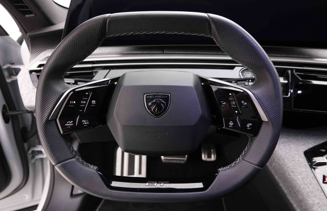 PEUGEOT_PEUGEOT_5008_2652686_9.jpg