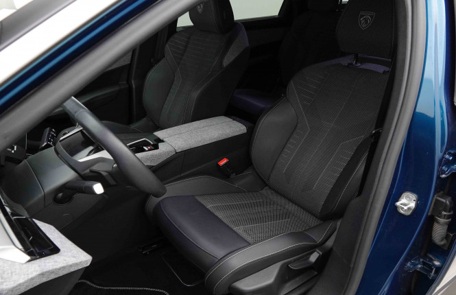 PEUGEOT_PEUGEOT_5008_2652687_7.jpg