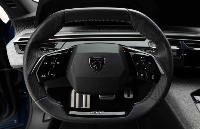PEUGEOT_PEUGEOT_5008_2652688_10.jpg PEUGEOT_PEUGEOT_5008_2652688_10.jpg