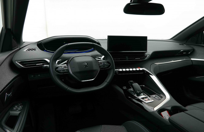 PEUGEOT_PEUGEOT_5008_2653499_7.jpg