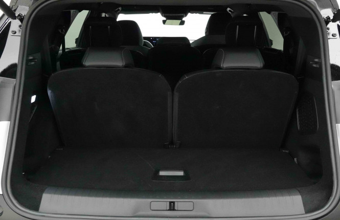PEUGEOT_PEUGEOT_5008_2653563_5.jpg