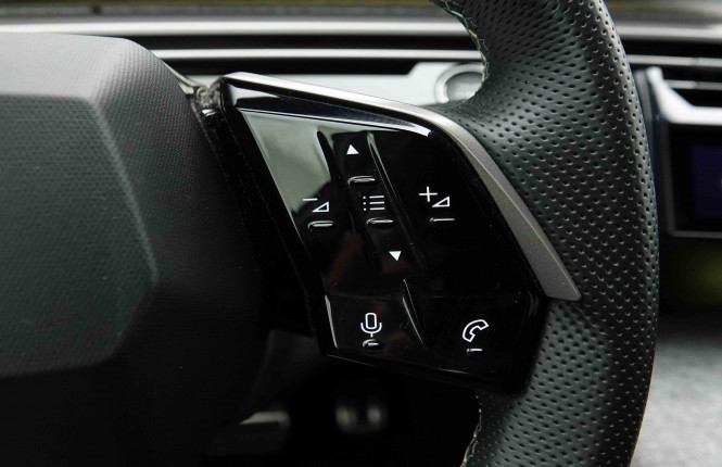 PEUGEOT_PEUGEOT_5008_2653817_20.jpg