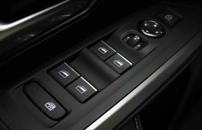 PEUGEOT_PEUGEOT_5008_2654159_21.jpg