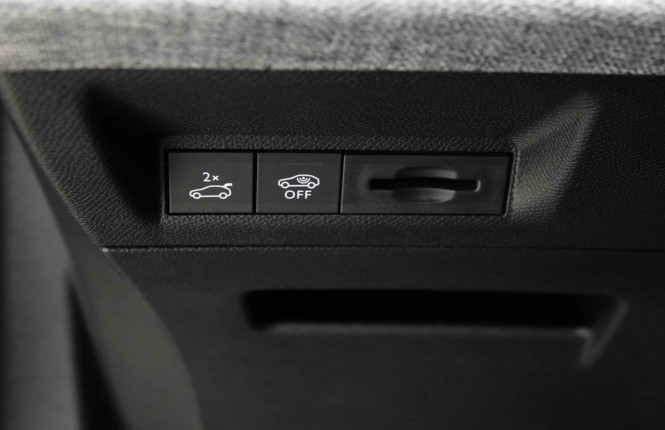 PEUGEOT_PEUGEOT_5008_2654360_21.jpg PEUGEOT_PEUGEOT_5008_2654360_21.jpg