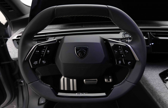 PEUGEOT_PEUGEOT_5008_2654360_9.jpg PEUGEOT_PEUGEOT_5008_2654360_9.jpg