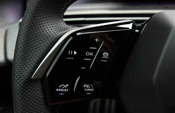 PEUGEOT_PEUGEOT_5008_2654419_18.jpg PEUGEOT_PEUGEOT_5008_2654419_18.jpg