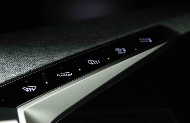PEUGEOT_PEUGEOT_5008_2654539_16.jpg PEUGEOT_PEUGEOT_5008_2654539_16.jpg