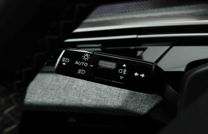PEUGEOT_PEUGEOT_5008_2654539_18.jpg PEUGEOT_PEUGEOT_5008_2654539_18.jpg