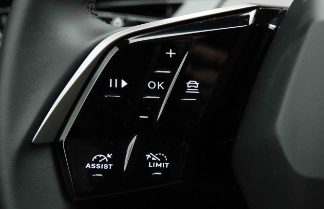PEUGEOT_PEUGEOT_5008_2654553_18.jpg PEUGEOT_PEUGEOT_5008_2654553_18.jpg