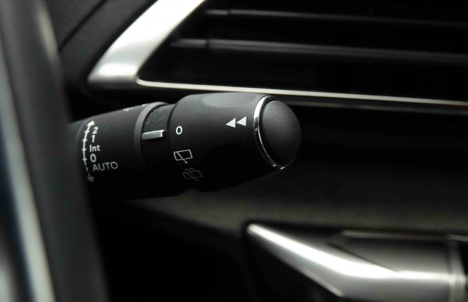 PEUGEOT_PEUGEOT_5008_2654776_17.jpg PEUGEOT_PEUGEOT_5008_2654776_17.jpg