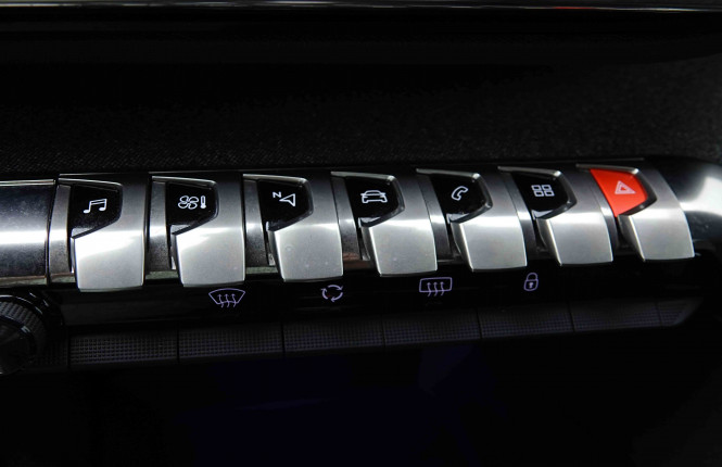 PEUGEOT_PEUGEOT_5008_2655052_14.jpg PEUGEOT_PEUGEOT_5008_2655052_14.jpg