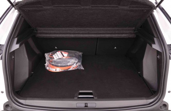 PEUGEOT_PEUGEOT_E_2008_2548188_5.jpg