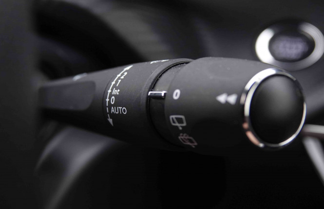 PEUGEOT_PEUGEOT_E_2008_2548610_16.jpg