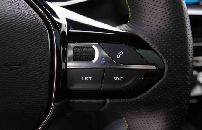 PEUGEOT_PEUGEOT_E_2008_2551548_22.jpg PEUGEOT_PEUGEOT_E_2008_2551548_22.jpg