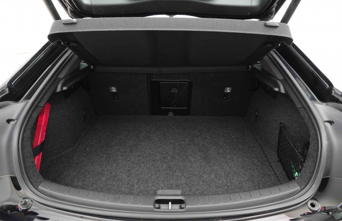 POLESTAR_POLESTAR_2_2653701_5.jpg
