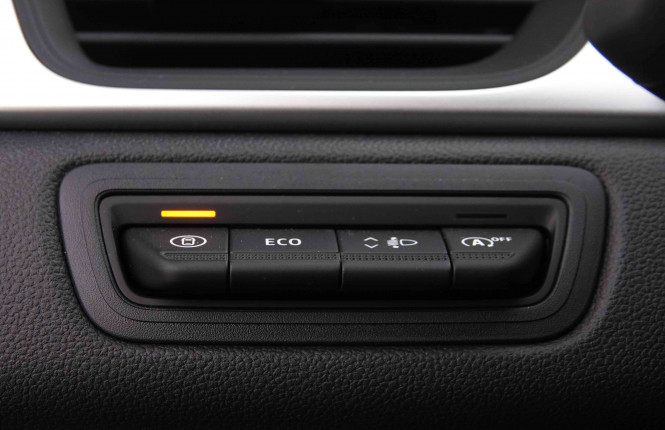 RENAULT_RENAULT_CAPTUR_2550849_8.jpg RENAULT_RENAULT_CAPTUR_2550849_8.jpg